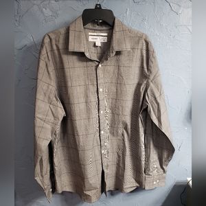 Old Navy Slim fit built in flex black and gray plaid long sleeve button down XL